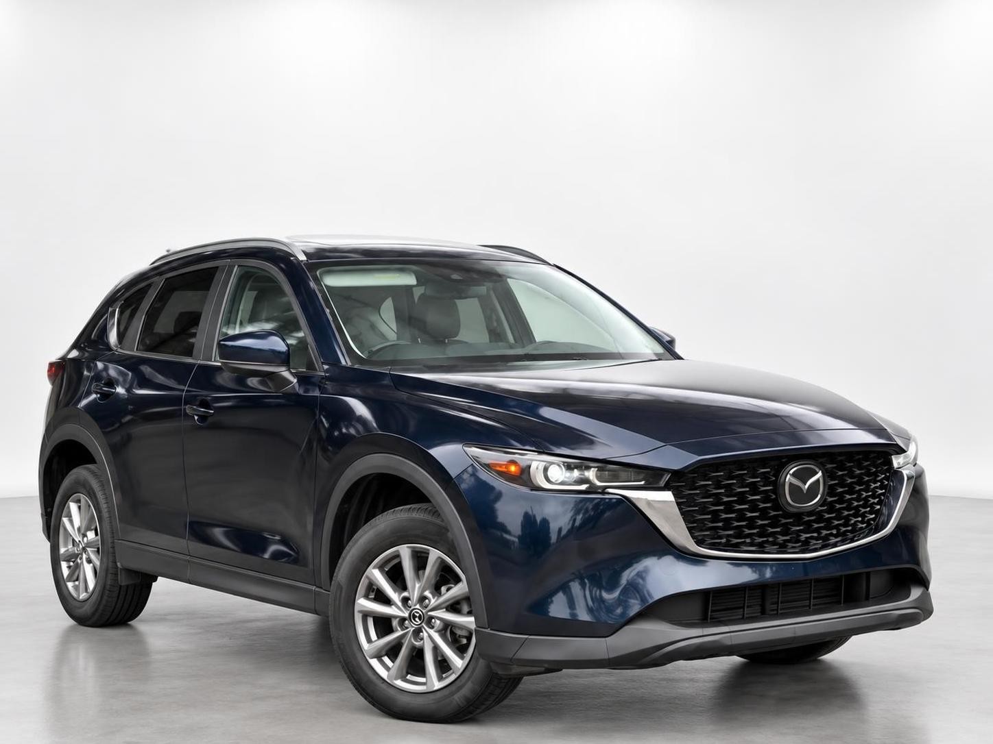 2022 Mazda CX-5 S Preferred package